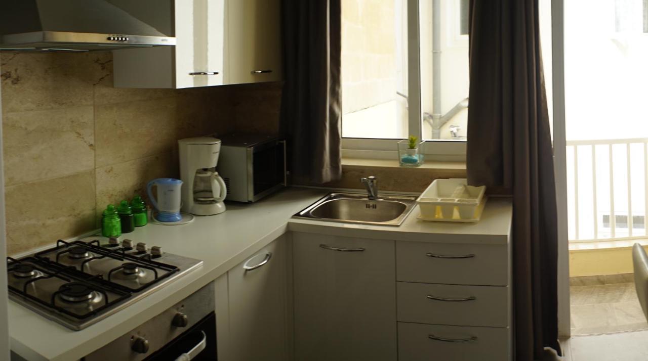 Wonderful Apartments With Shared Jacuzzi And Panorama Rooftop Gzira Exterior photo