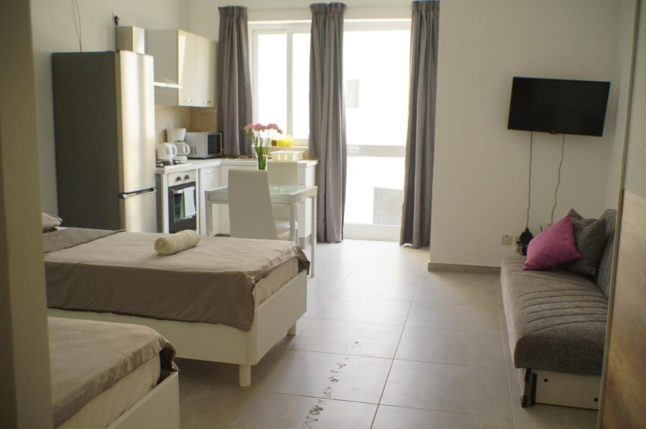 Wonderful Apartments With Shared Jacuzzi And Panorama Rooftop Gzira Exterior photo